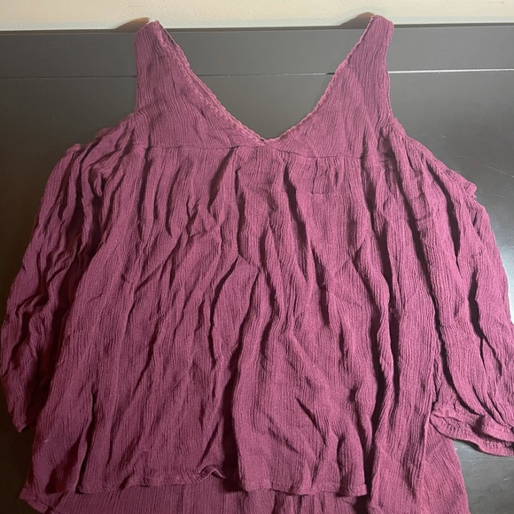 LA Hearts Cold Shoulder Blouse - Picture 4 of 9